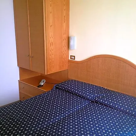 Roma Hotel